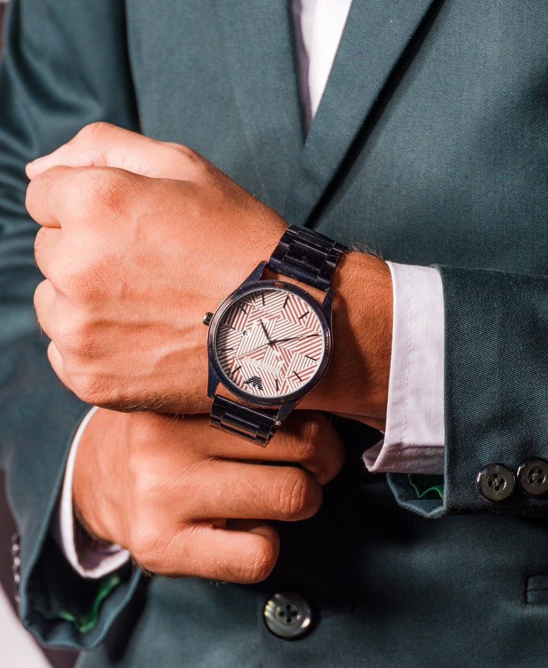 Which Watch Bands Are Best for Large Wrists? - OzStraps