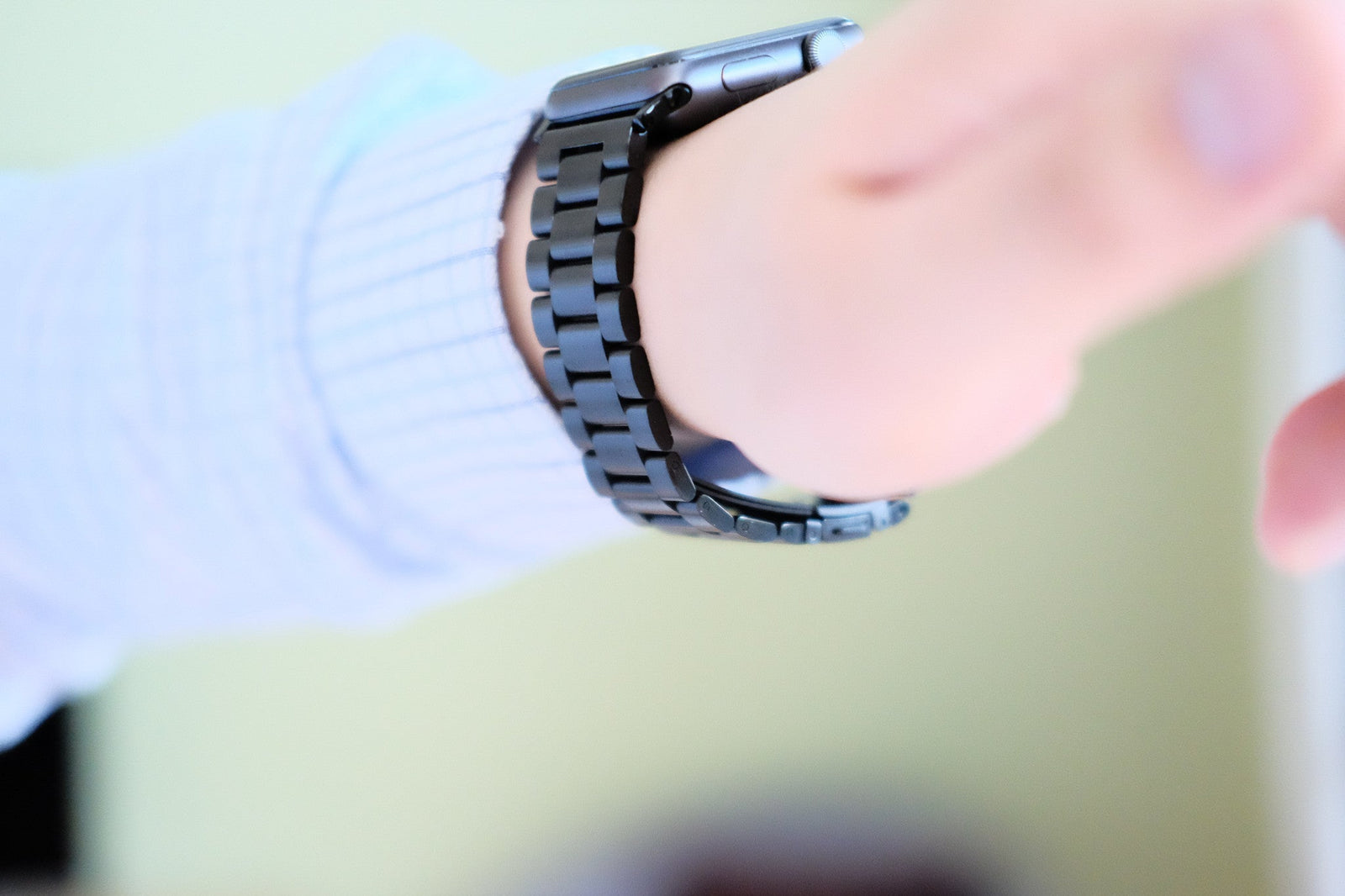 How to Remove Links on your Stainless Steel Apple Watch Band - OzStraps