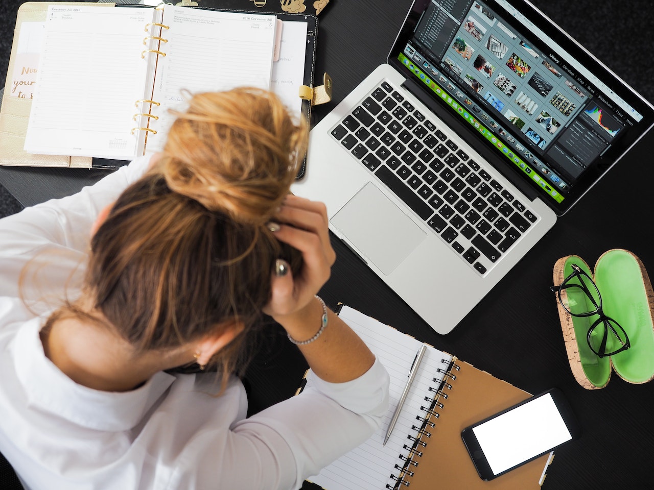 Can a smartwatch be used to reduce stress levels? - OzStraps